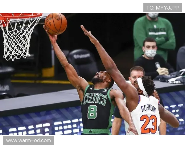 布朗挡拆制造错位，三分占比较上季显著上升